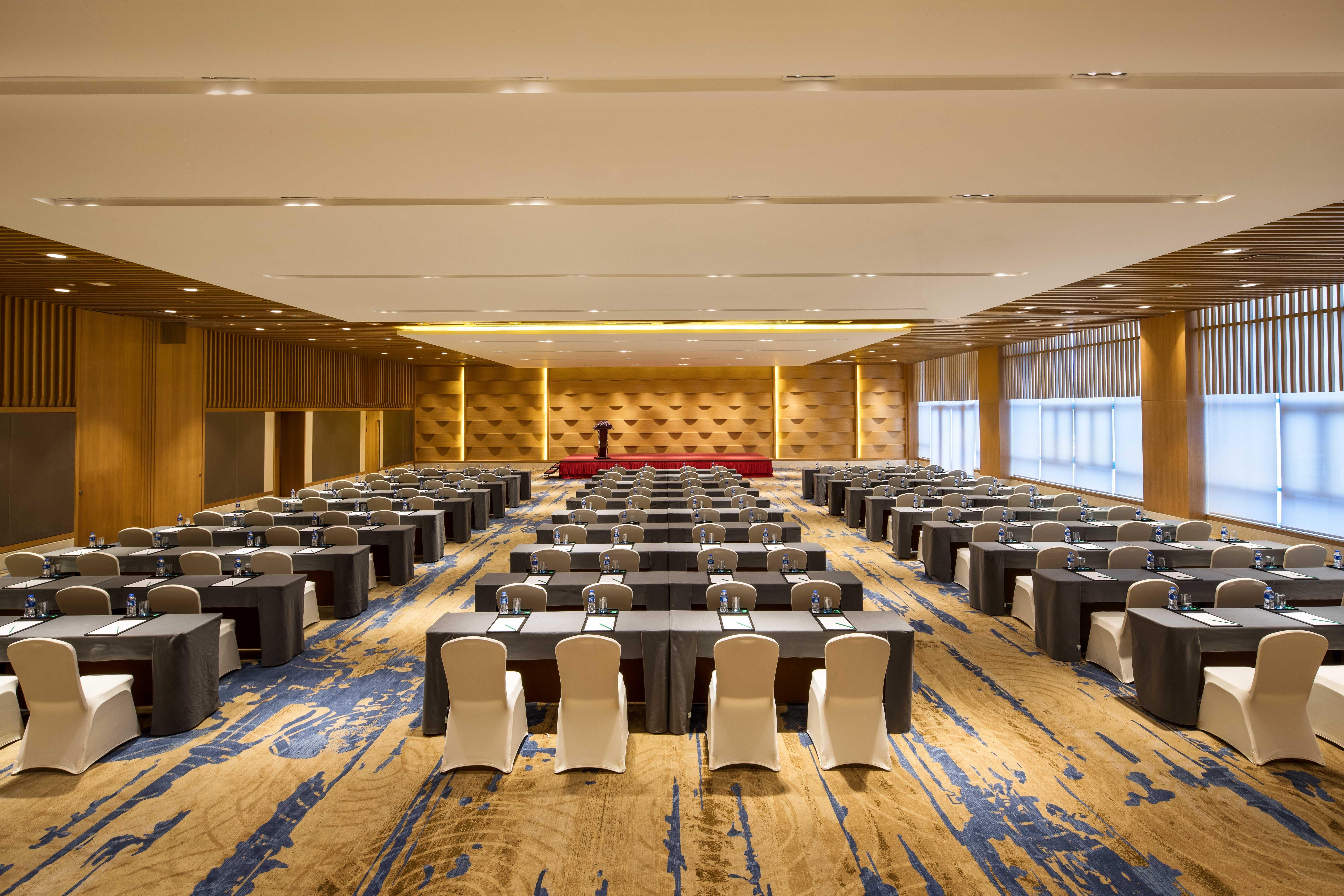 Holiday Inn Kunshan Huaqiao By Ihg Exterior foto