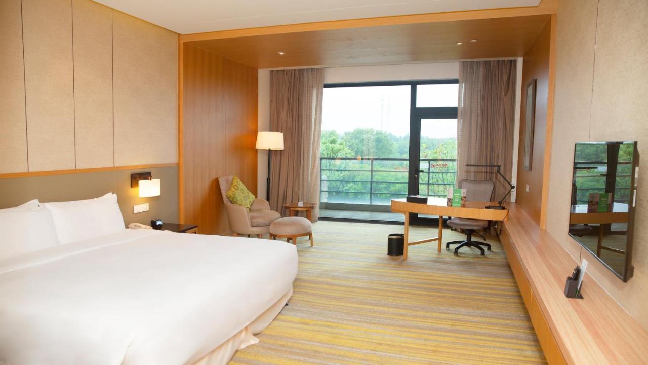 Holiday Inn Kunshan Huaqiao By Ihg Exterior foto
